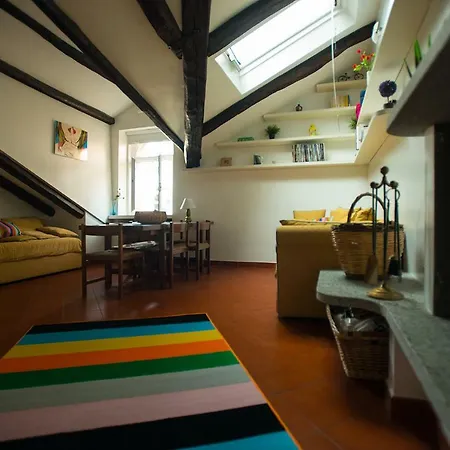 Con Camino E Campanile Appartement Turin